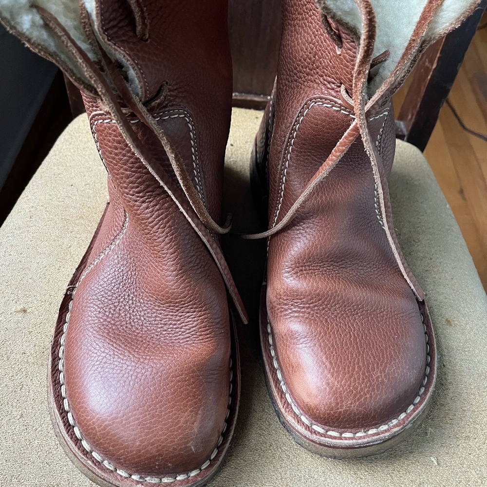 Duckfeet Århus Nut boot; buttery-soft leather and sheep’s wool lining; 9